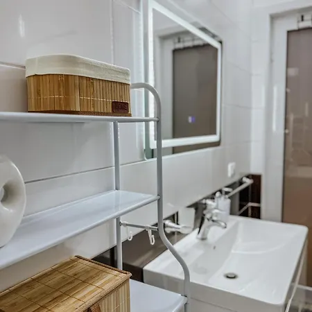 Lorel's Homes 5 Vlora